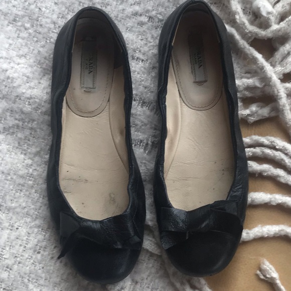 Prada black leather ballet flats size 36.5 - Picture 2 of 6